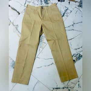 Orvis Men’s 36/32 khaki pants/ chinos. Great condition.